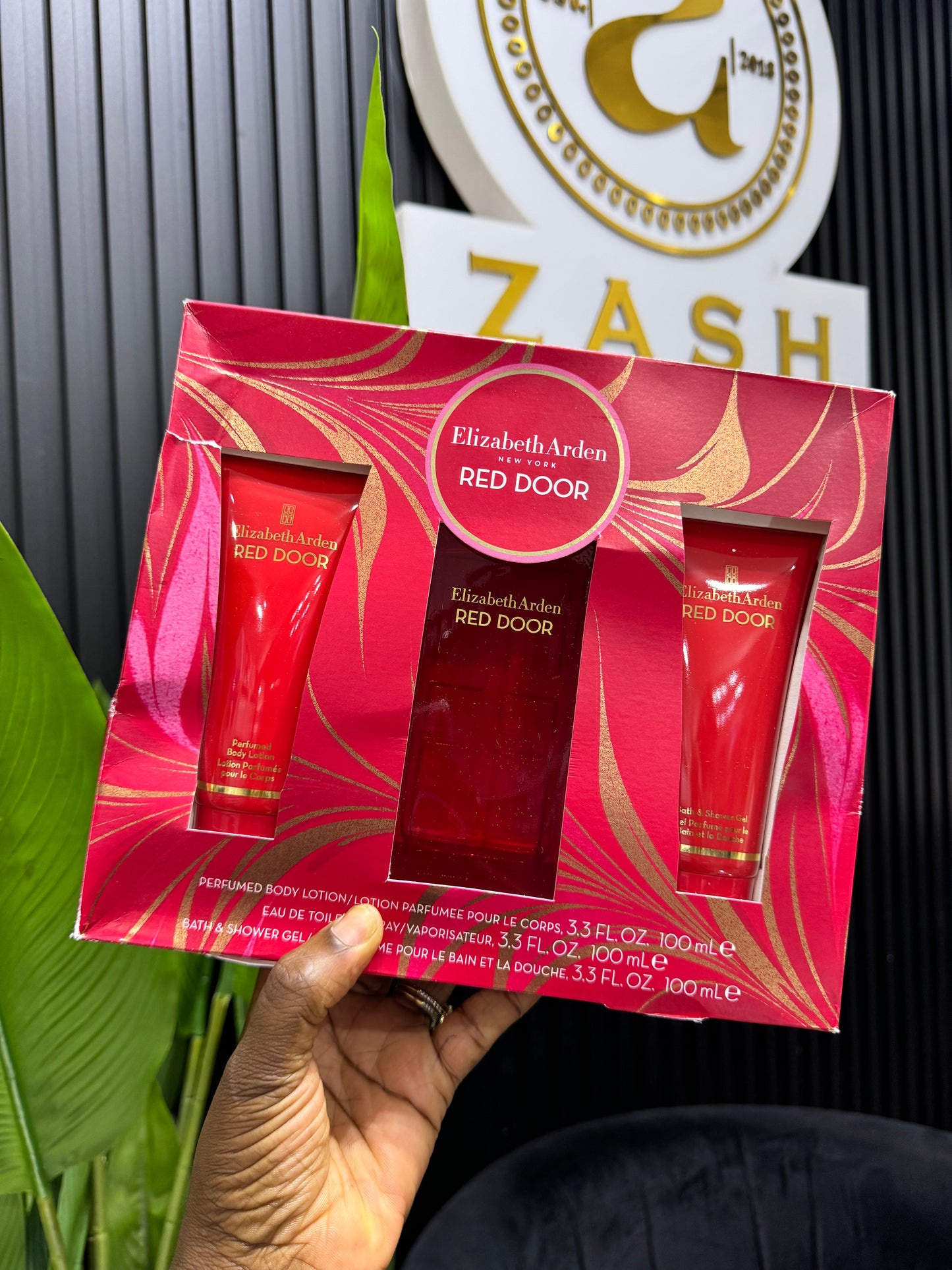 Elizabeth Arden red door giftset for women