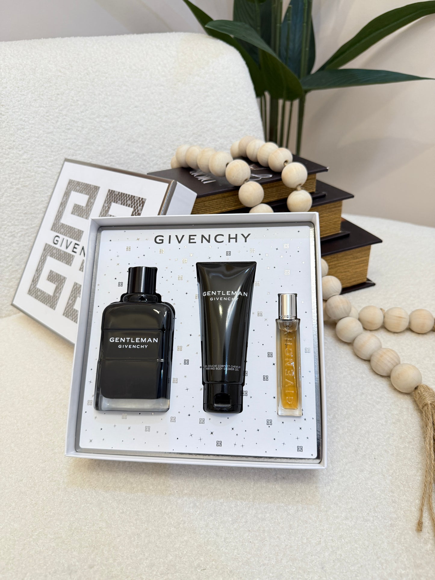 Gentleman givenchy giftset for men