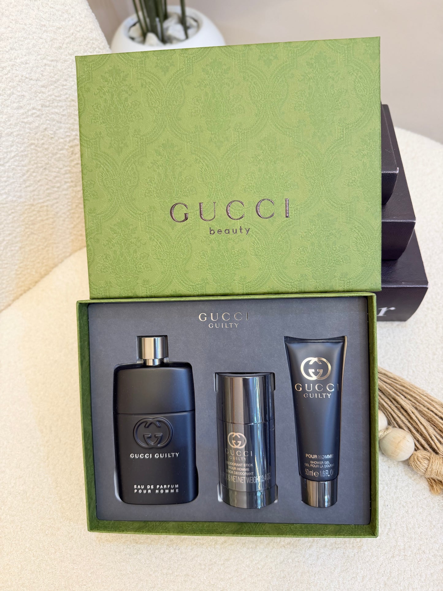 Gucci guilty black giftset for men