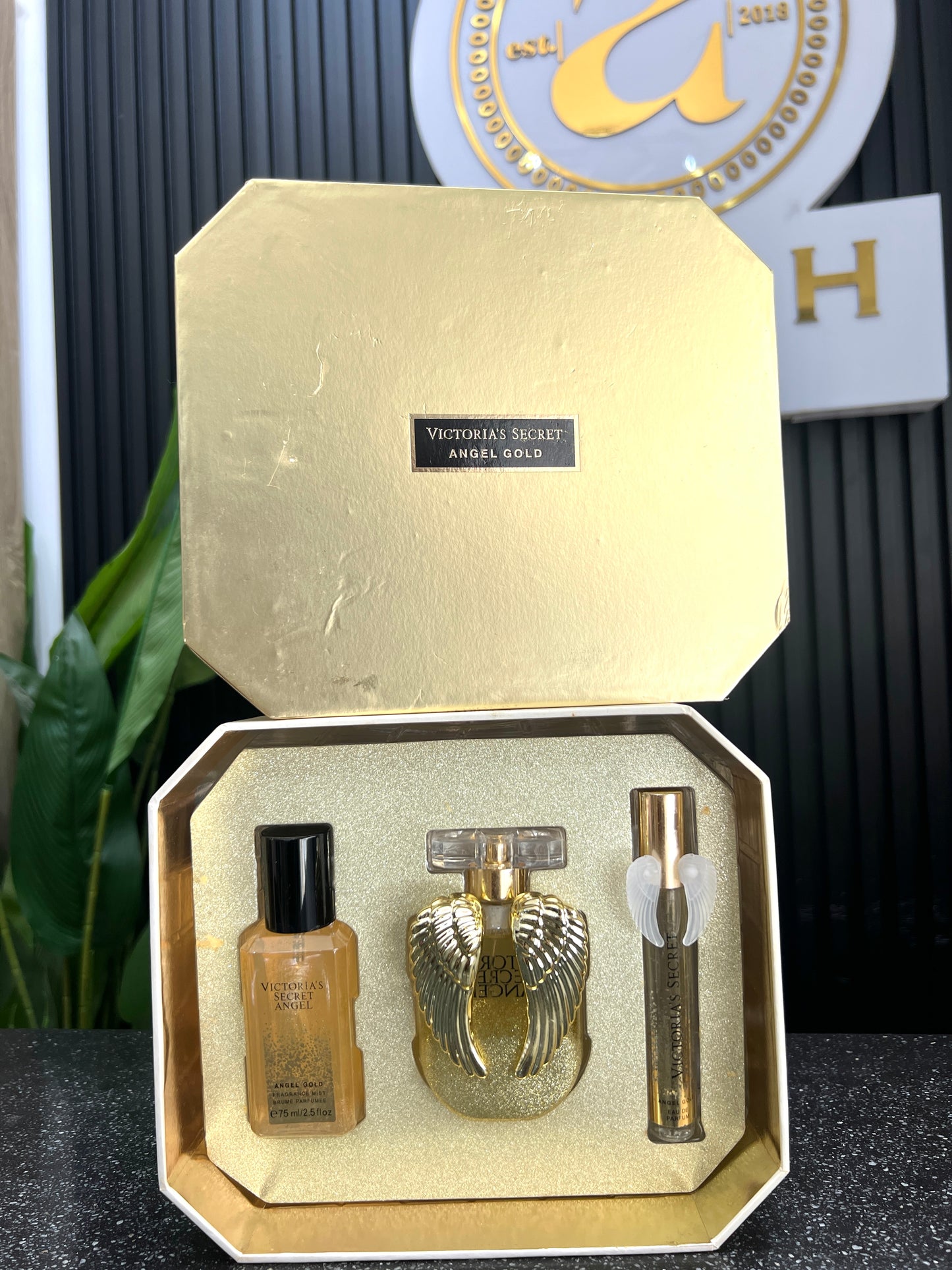 Victoria secret angel gold 3 in 1 giftset