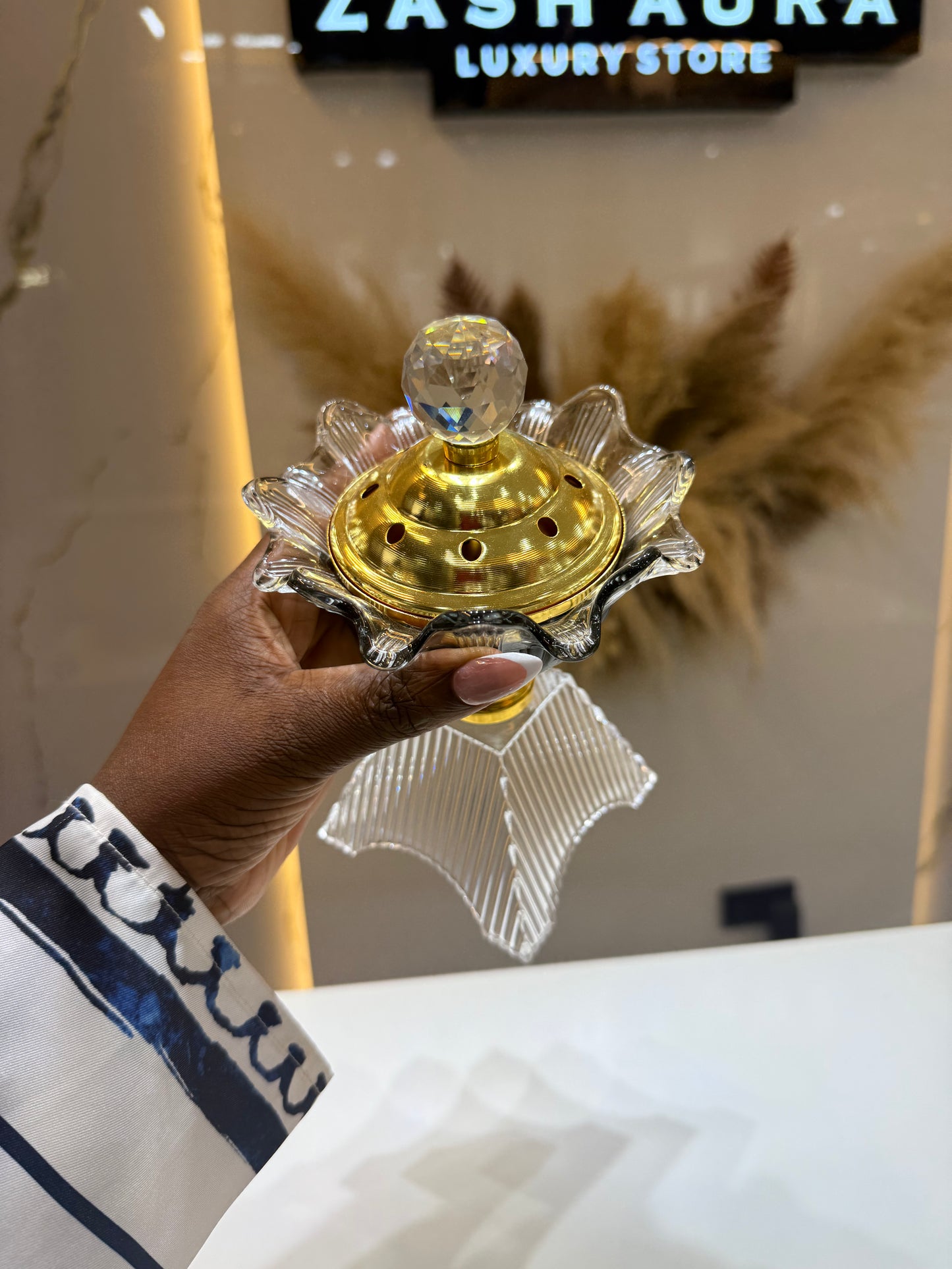 Luxury incense burner